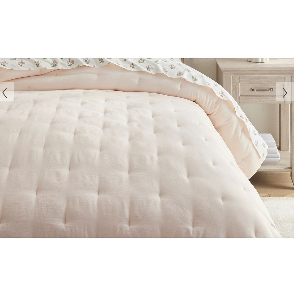 Pottery Barn Dream Super plush Comforter Full/Queen dusty pink cloud NO shams